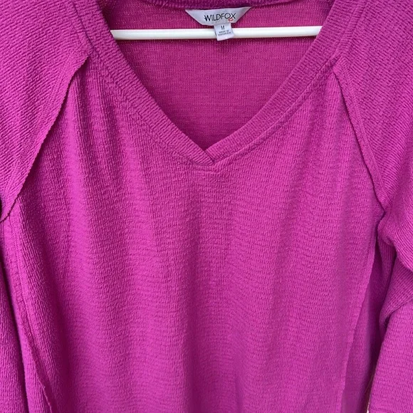 Wildfox Haley Brushed Magenta Purple Barbie Pink Y2K M V-Neck EUC Shirt Top - Picture 16 of 17